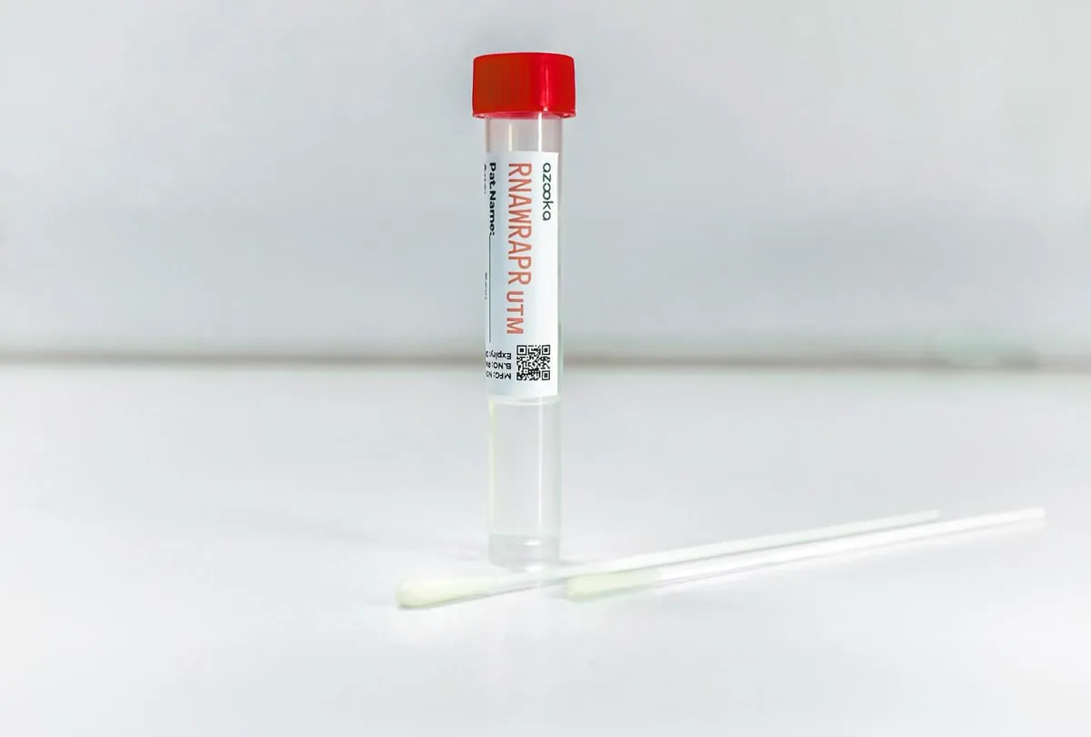 RNA WRAPR Universal Transport Medium